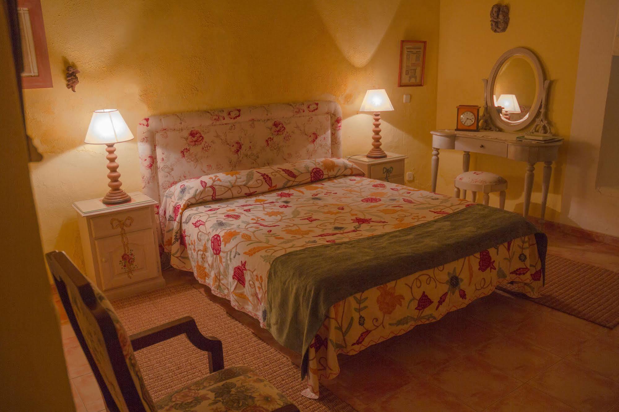 Casa Palacio Conde De Garcinarro Huete 외부 사진